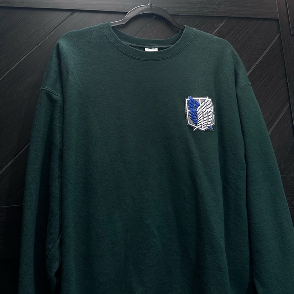 Custom Green Sweater - Picture 3 of 3